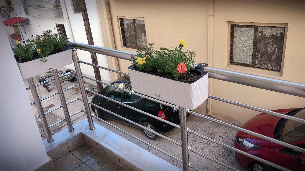 The Green Apartment カヴァラ エクステリア 写真